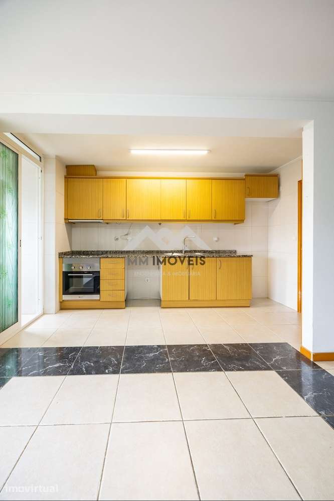 Apartamento T2 | Rio Tinto | Condomínio Fechado | Varanda | Jardins | - Grande imagem: 5/30