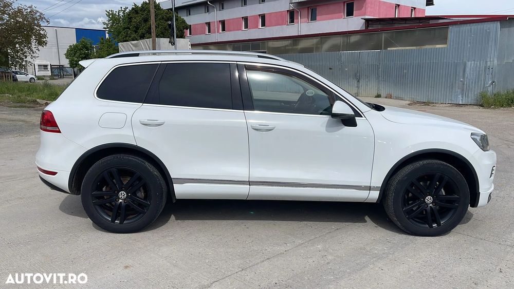 Volkswagen Touareg 3.0 V6 TDI BMT - 7