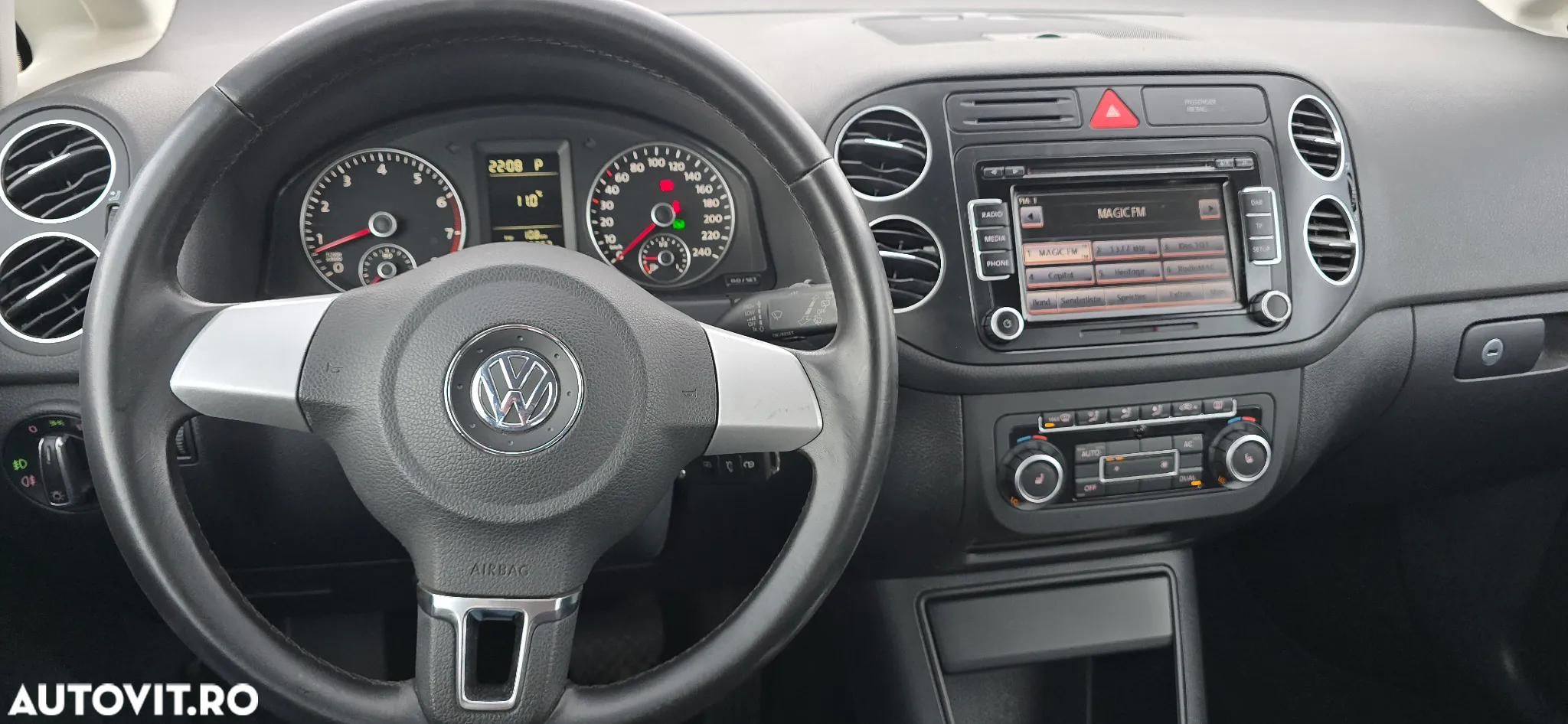 Volkswagen Golf Plus 1.2 TSI DSG Team - 17