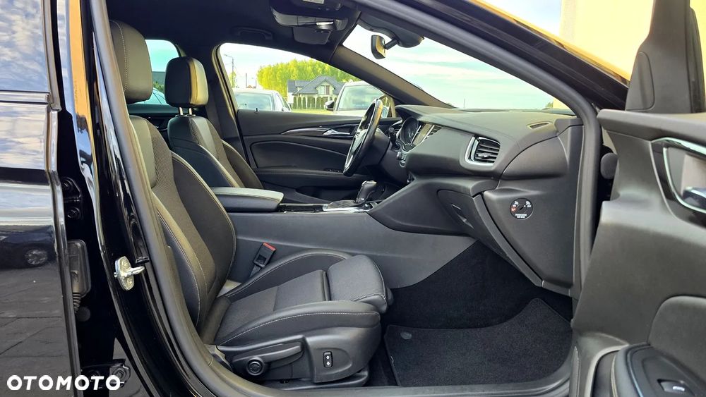 Opel Insignia 2.0 CDTI Business Elegance S&S - 25