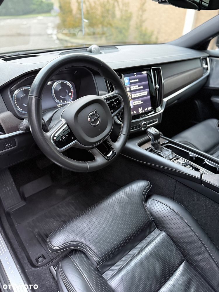 Volvo V90 D5 SCR AWD Momentum Pro - 14