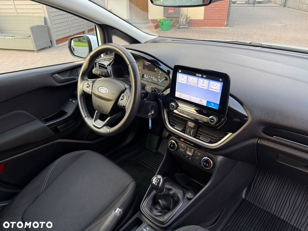 Ford Fiesta 1.1 Titanium - 21
