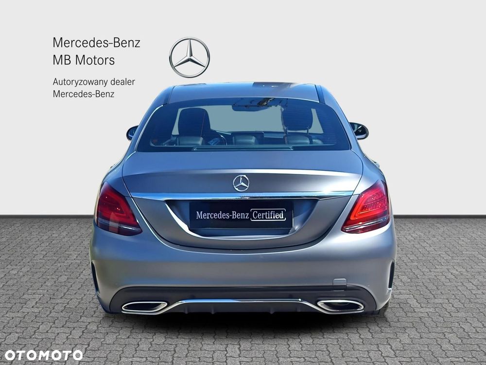 Mercedes-Benz Klasa C 300 9G-TRONIC - 4