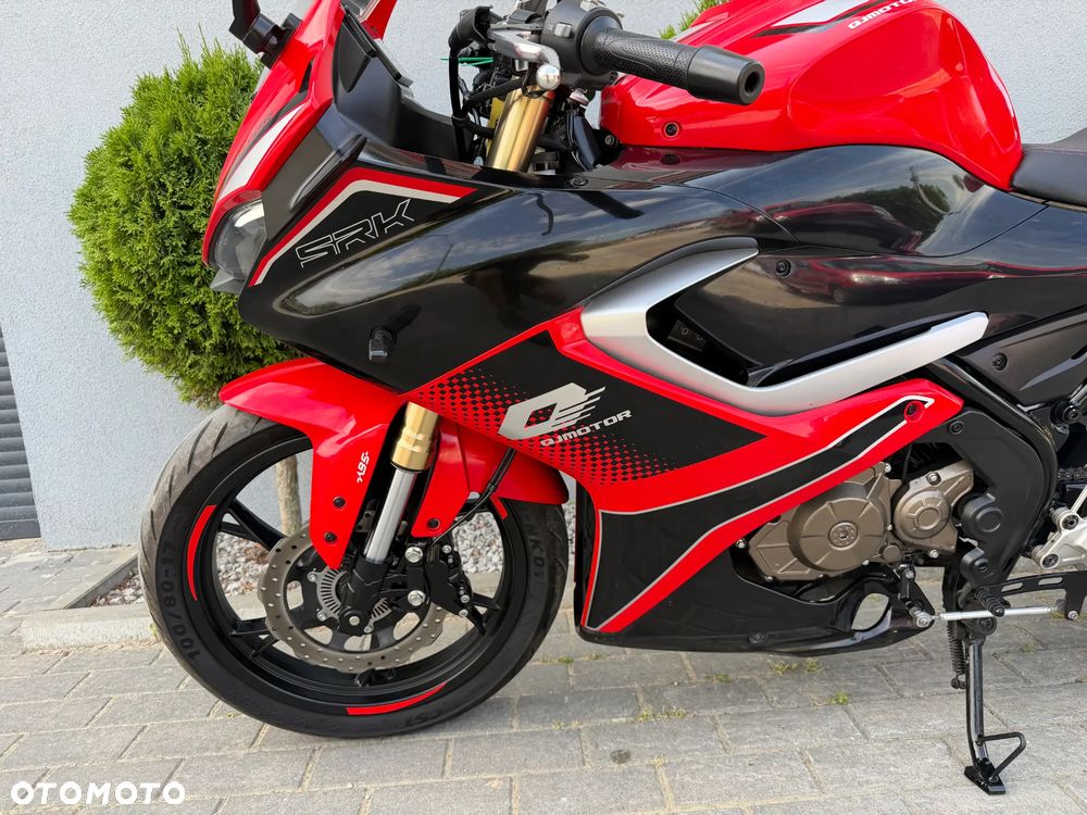 QJMOTOR SRK 125R - 37