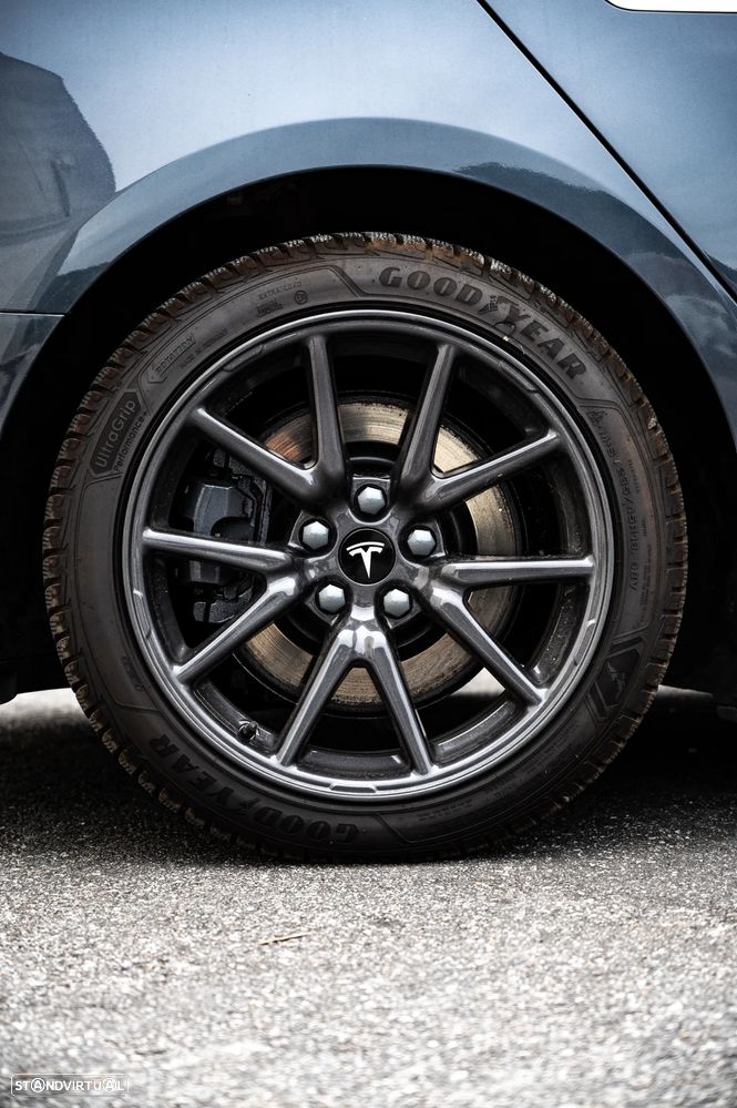 Tesla Model 3 Standard Range Plus RWD - 13