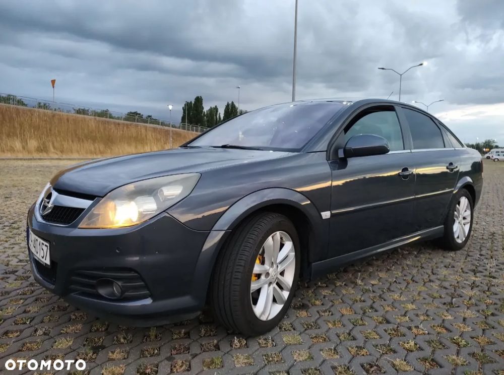 Opel Vectra 1.8 GTS - 1