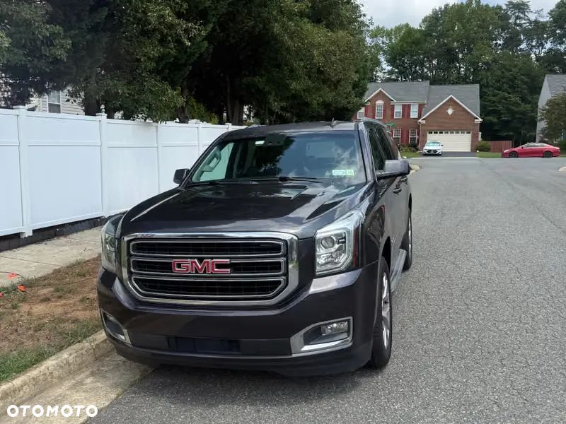 GMC Yukon - 3