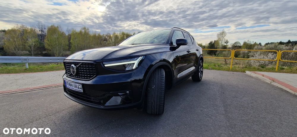 Volvo XC 40 B5 B AWD Ultimate Dark - 1