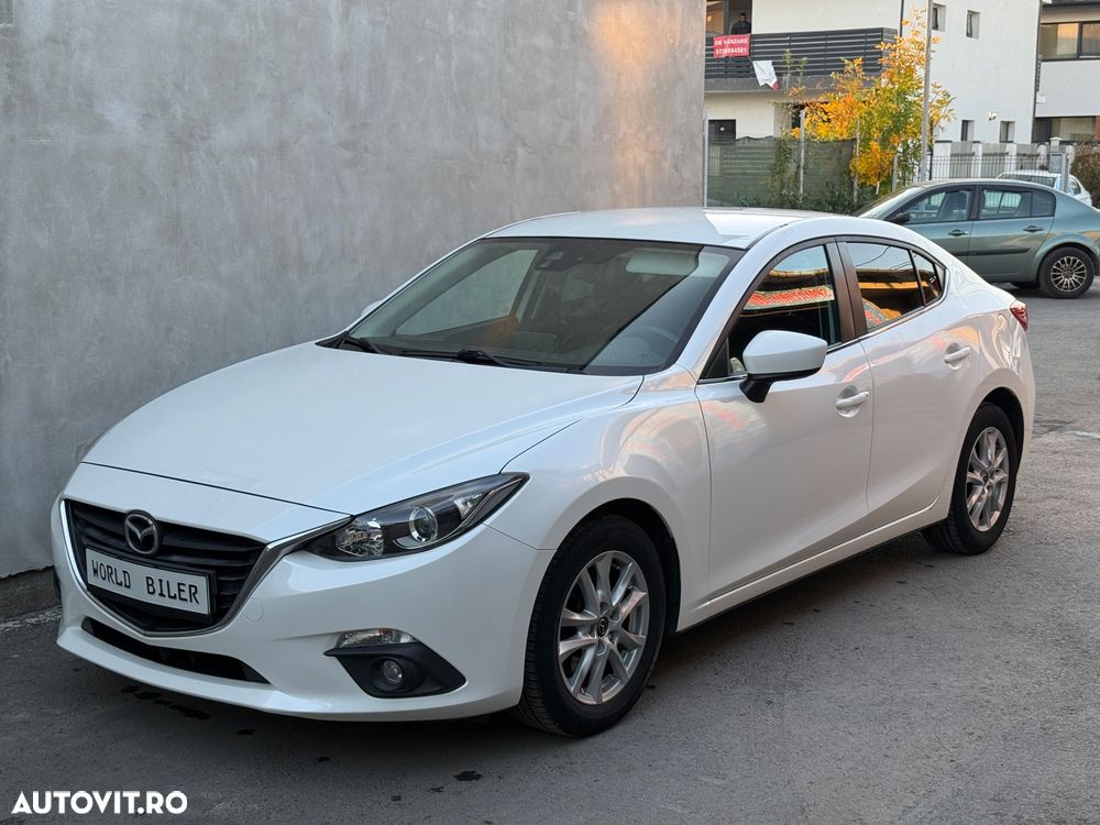 Mazda 3 - 8