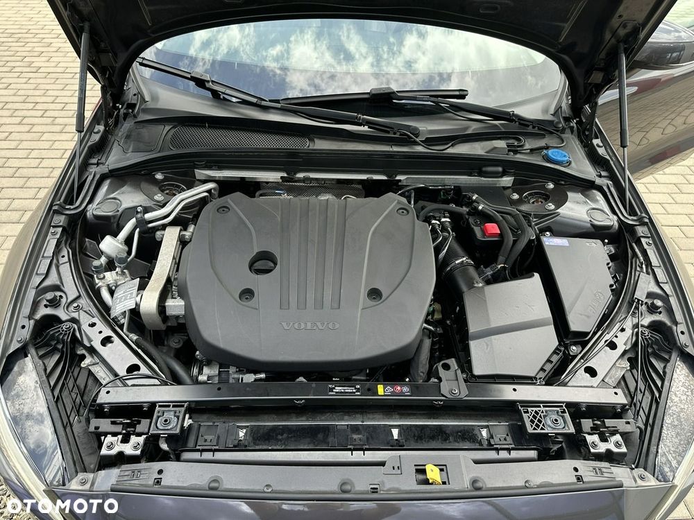 Volvo V60 B3 B DKG Essential - 34