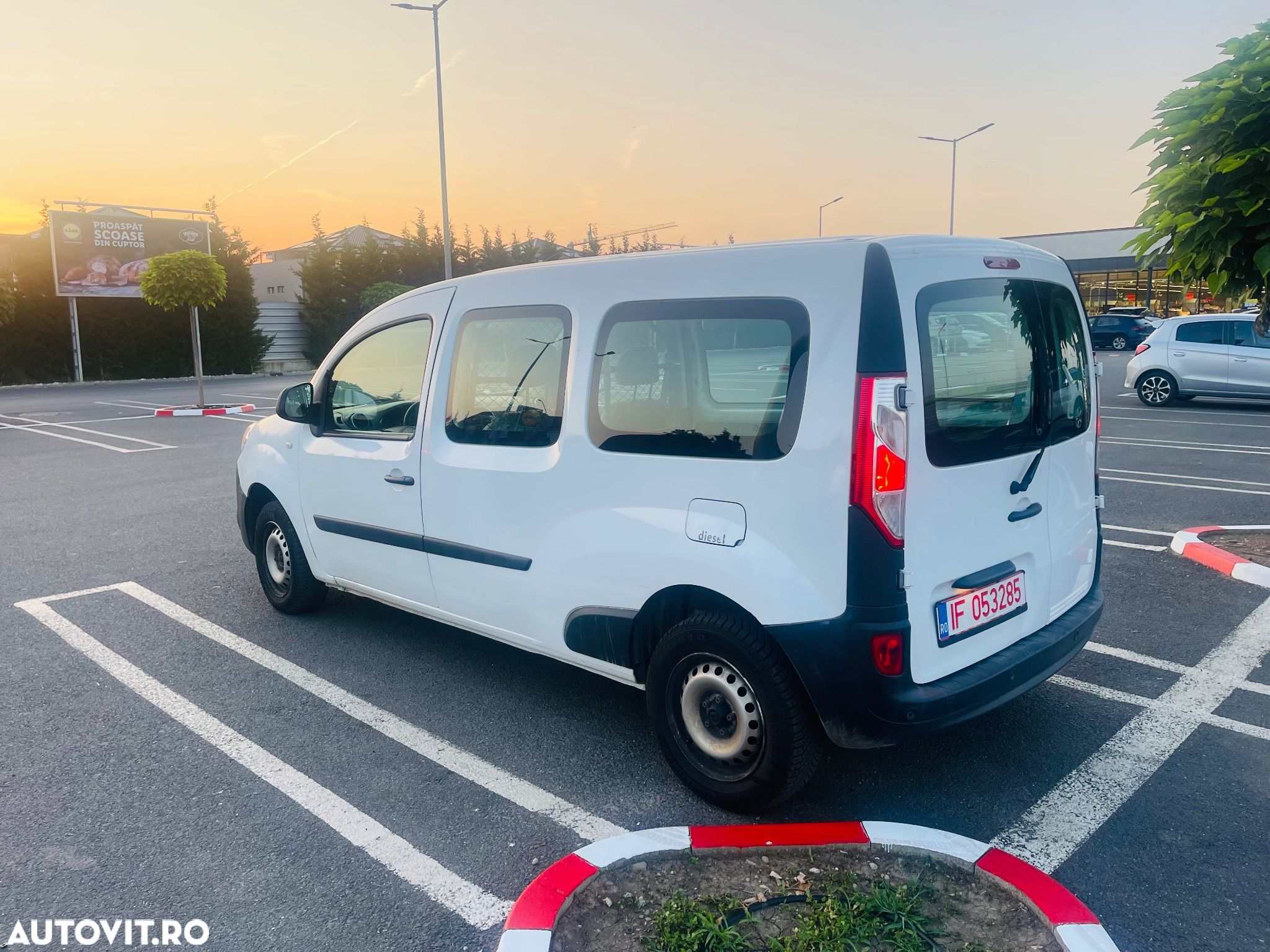 Renault Kangoo Grand BLUE dCi 95 Equilibre - 1