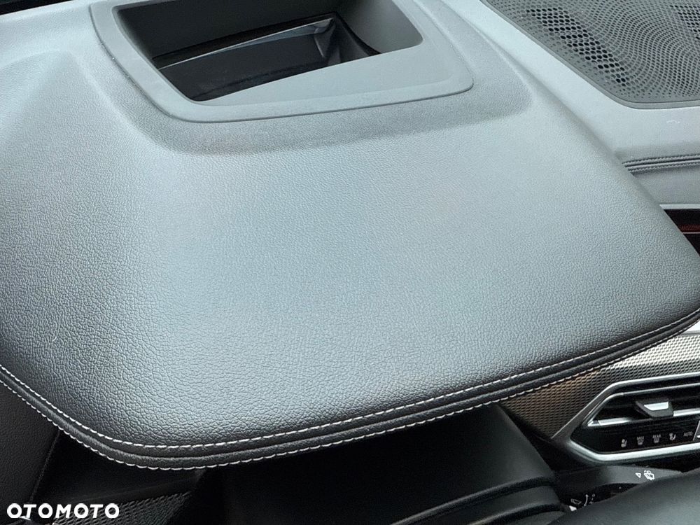 BMW X6 - 33