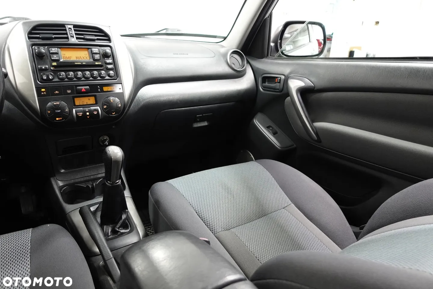 Toyota RAV4 2.0 D-4D Luna - 34