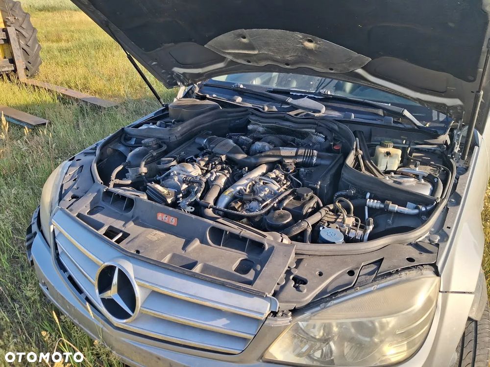 Mercedes-Benz Klasa C 350 CDI DPF 7G-TRONIC BlueEFFICIENCY Elegance - 15