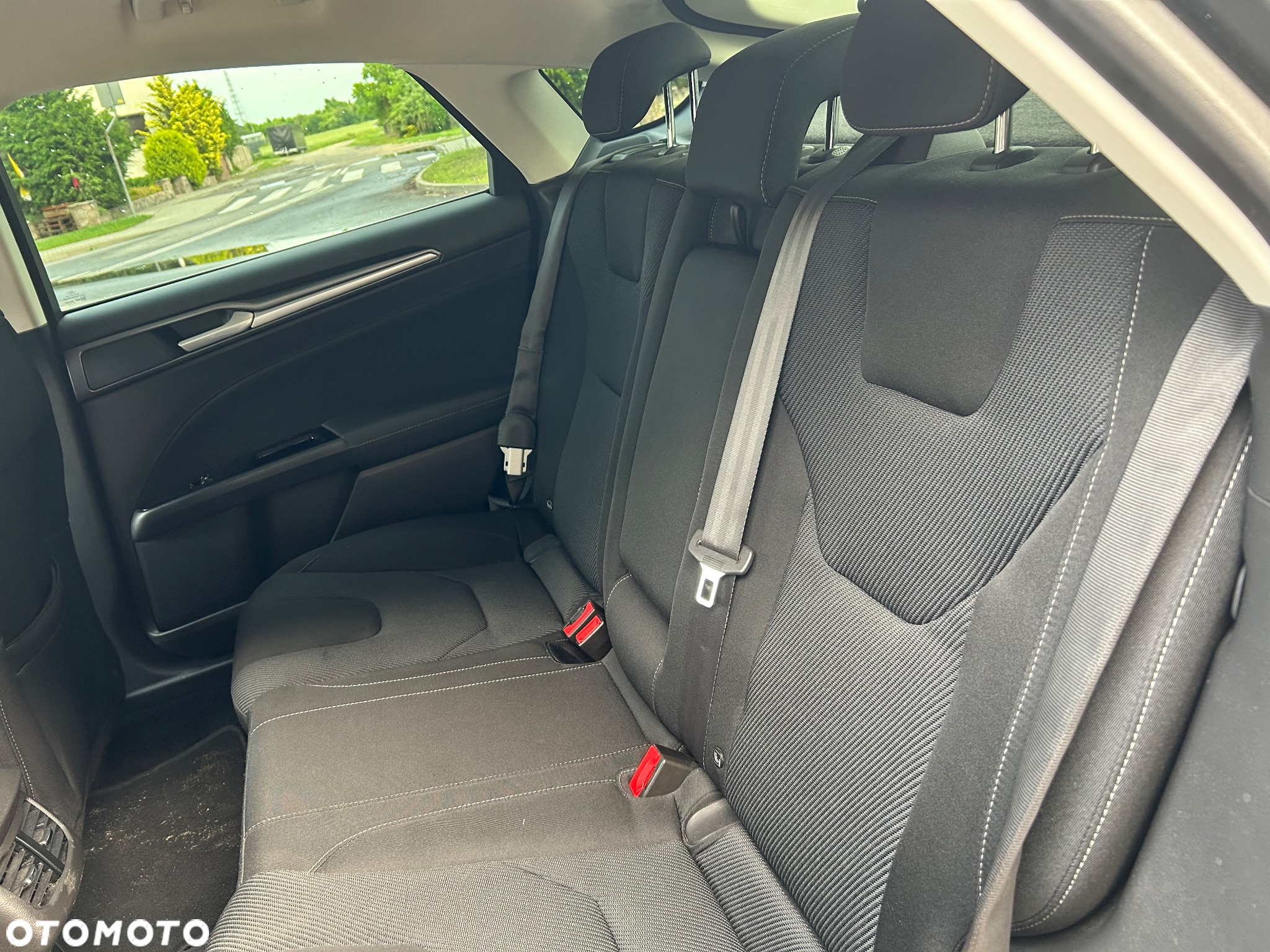 Ford Mondeo - 10