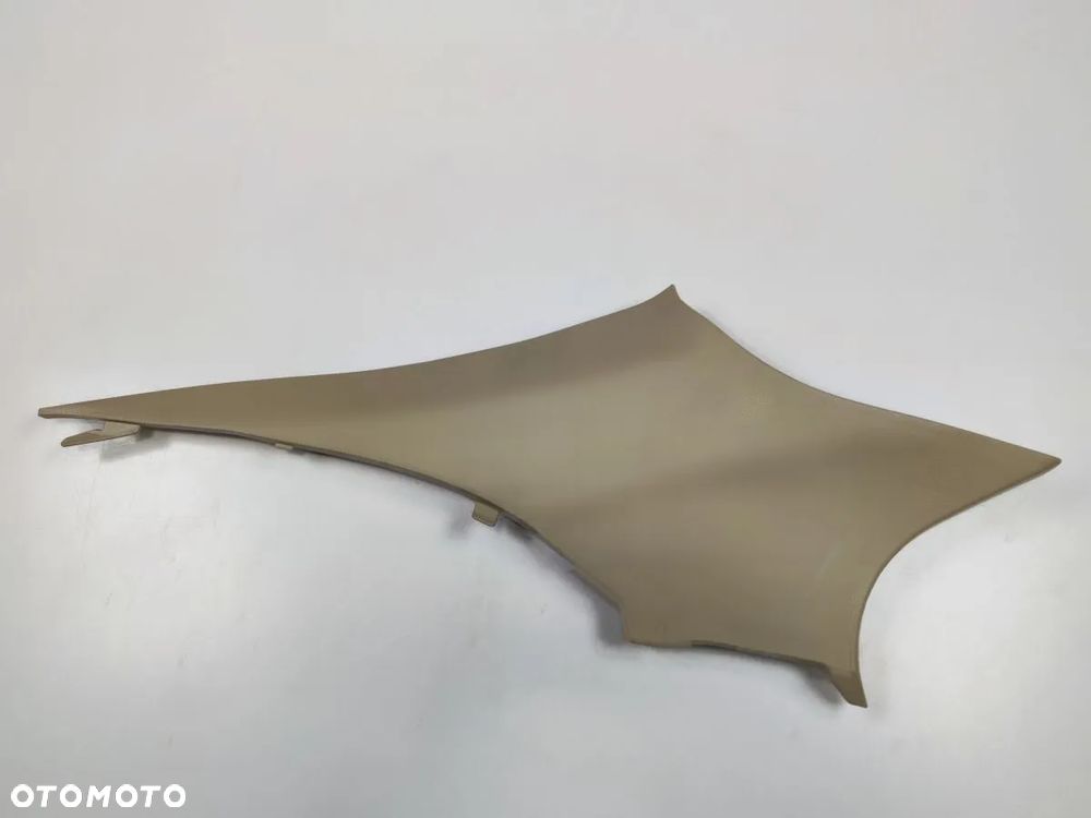 TOYOTA CAMRY od 2019r Poszycie Słupka Tył Lewy - 1