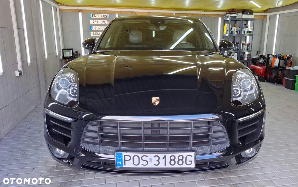 Porsche Macan - 2