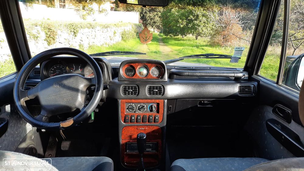 Hyundai Galloper - 12