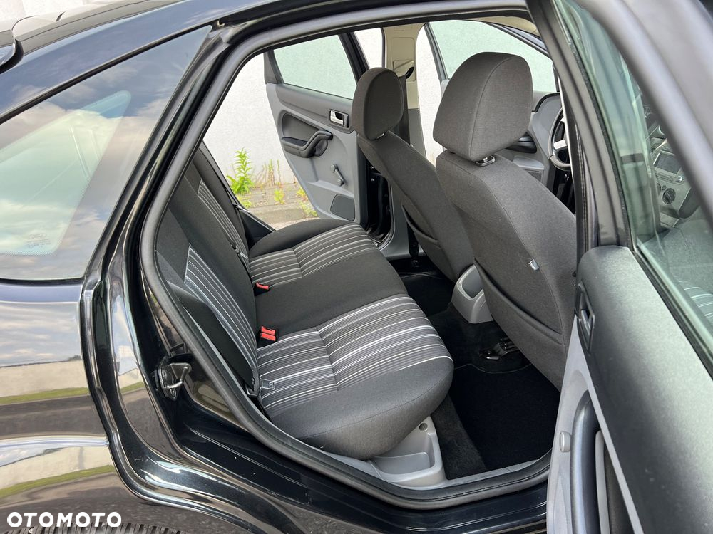Ford Focus 1.6 TDCi DPF Sport - 28