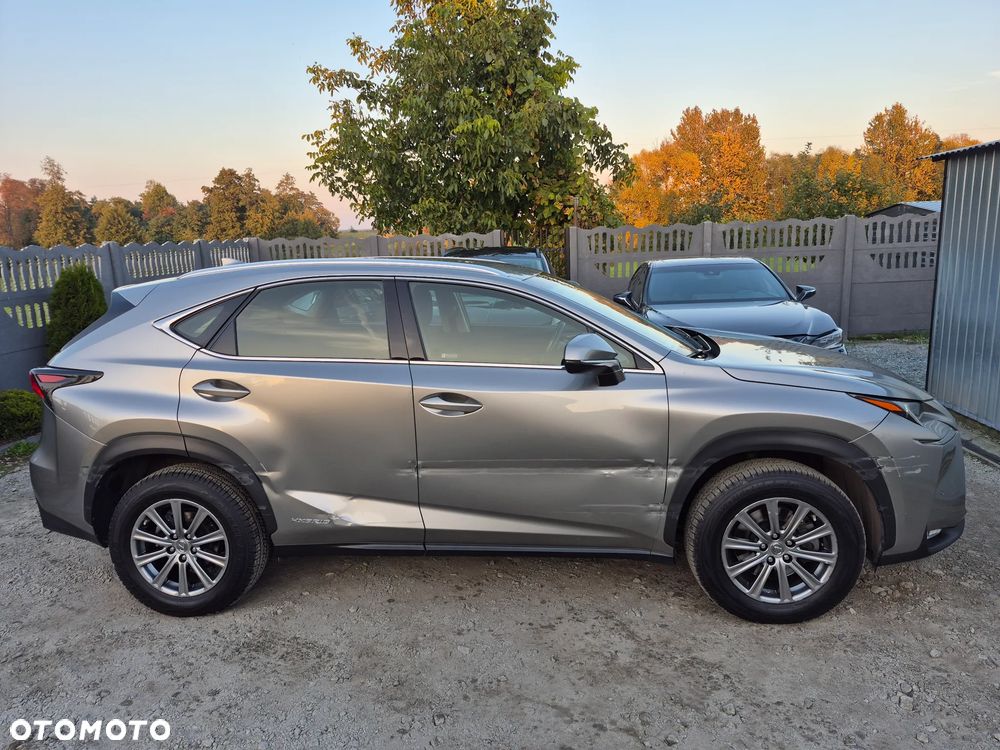 Lexus NX 300h Elite AWD - 17