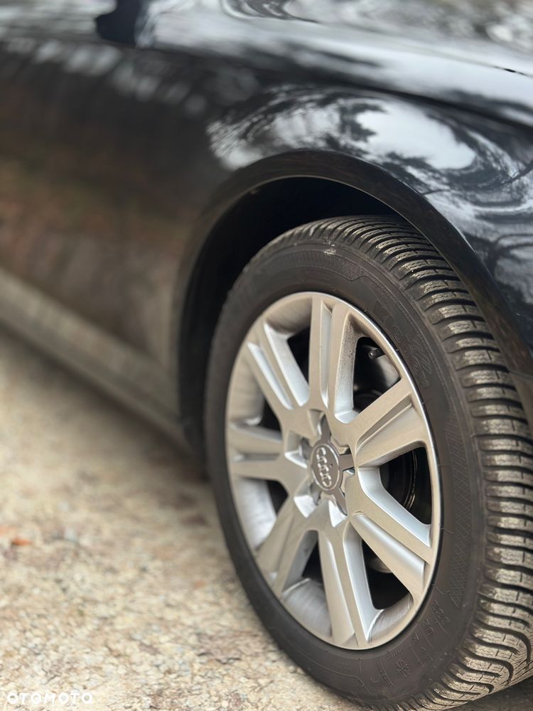 Audi A4 Avant 2.0 TDI DPF Ambition - 16