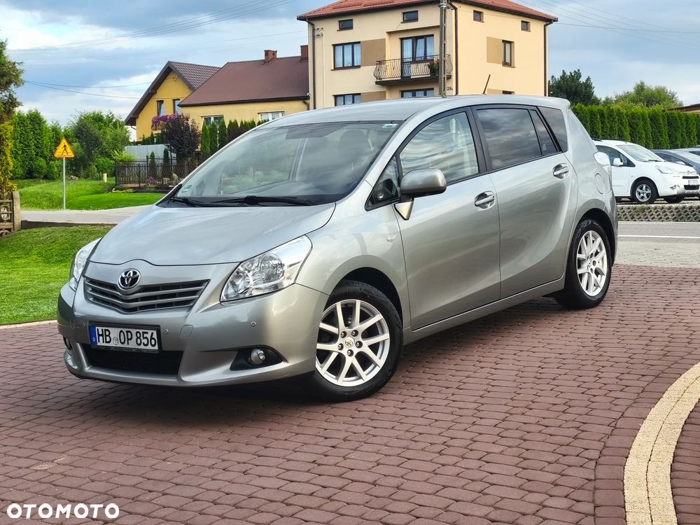 Toyota Verso 1.8 Sol plus NAVI - 1