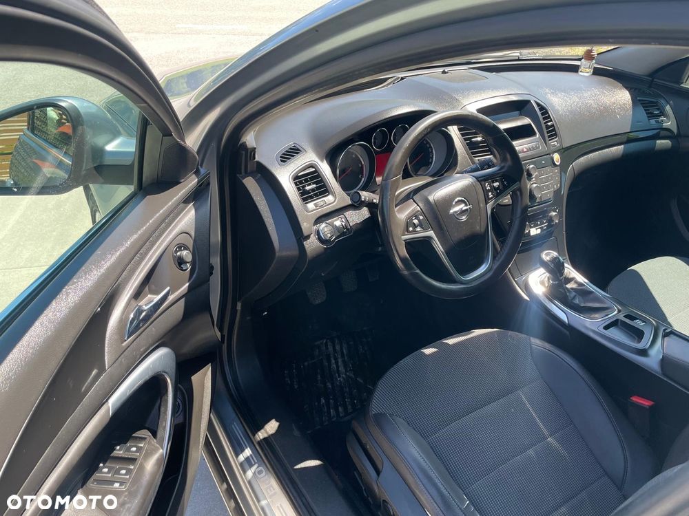 Opel Insignia 2.0 CDTI Edition - 10