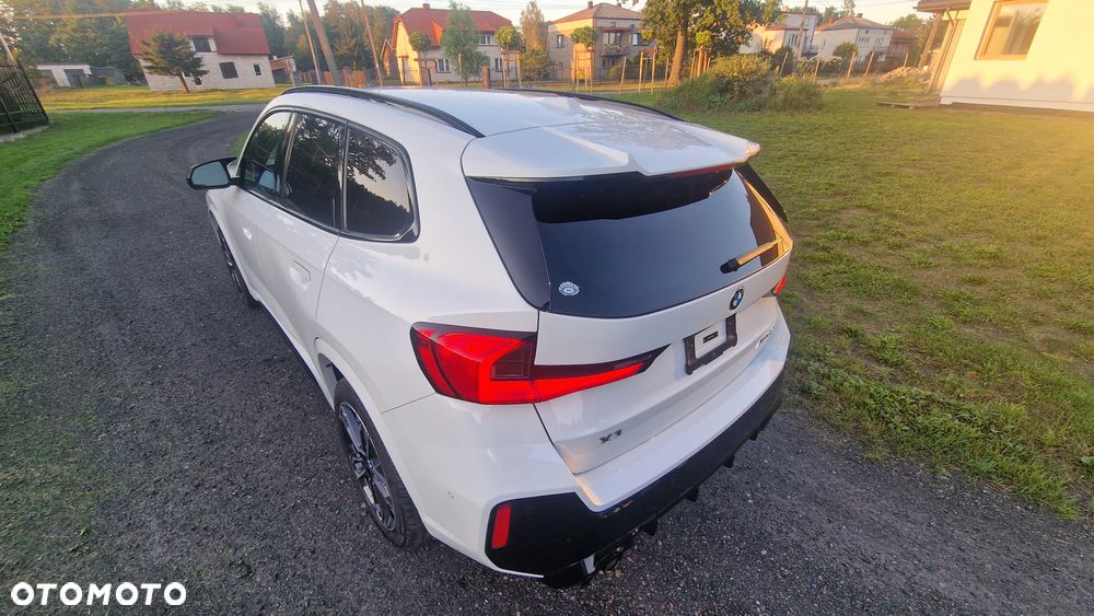BMW X1 M35i xDrive - 16