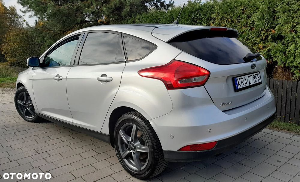 Ford Focus - 24