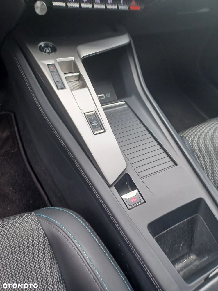Peugeot 308 1.2 PureTech GPF Allure Pack S&S - 5