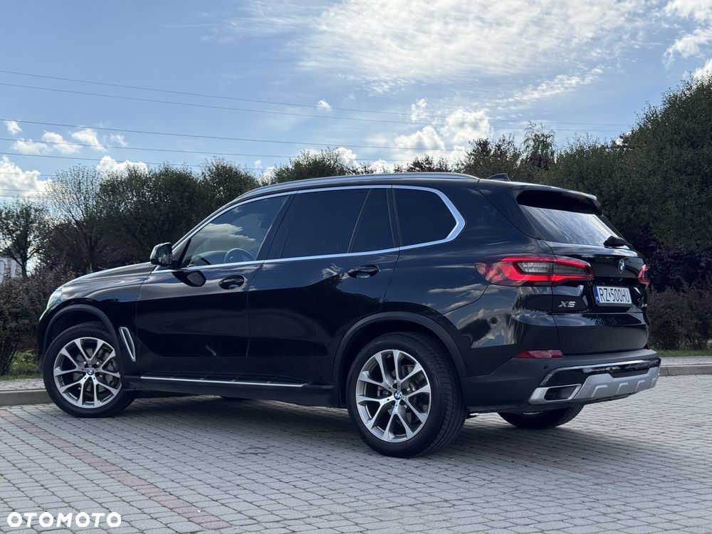 BMW X5 xDrive30d - 17
