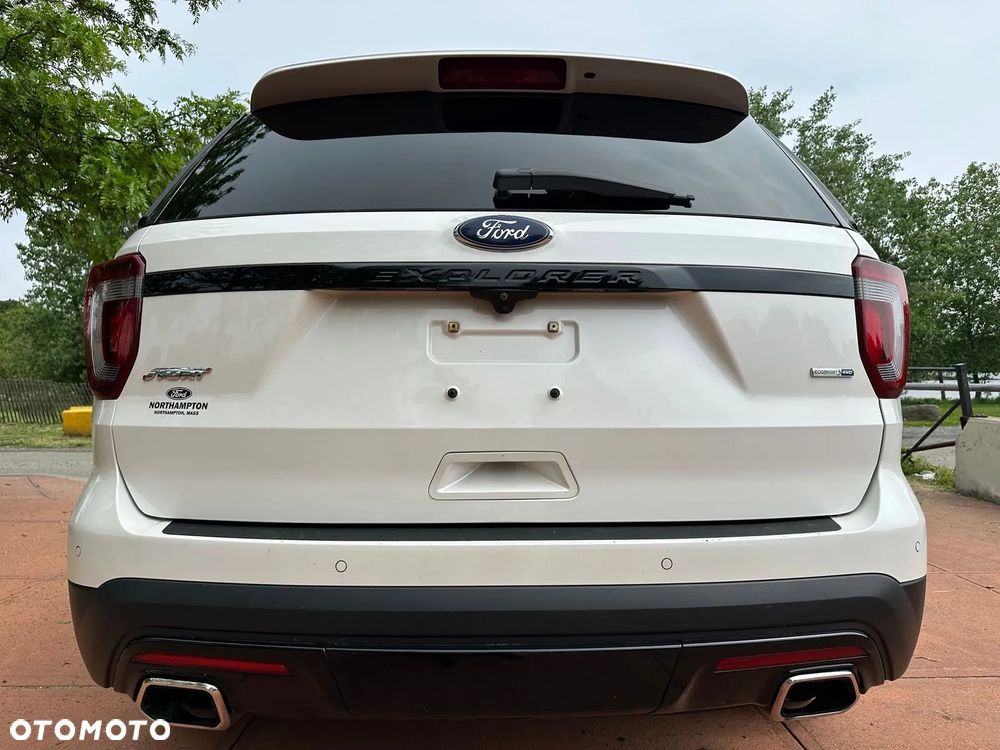 Ford Explorer - 8