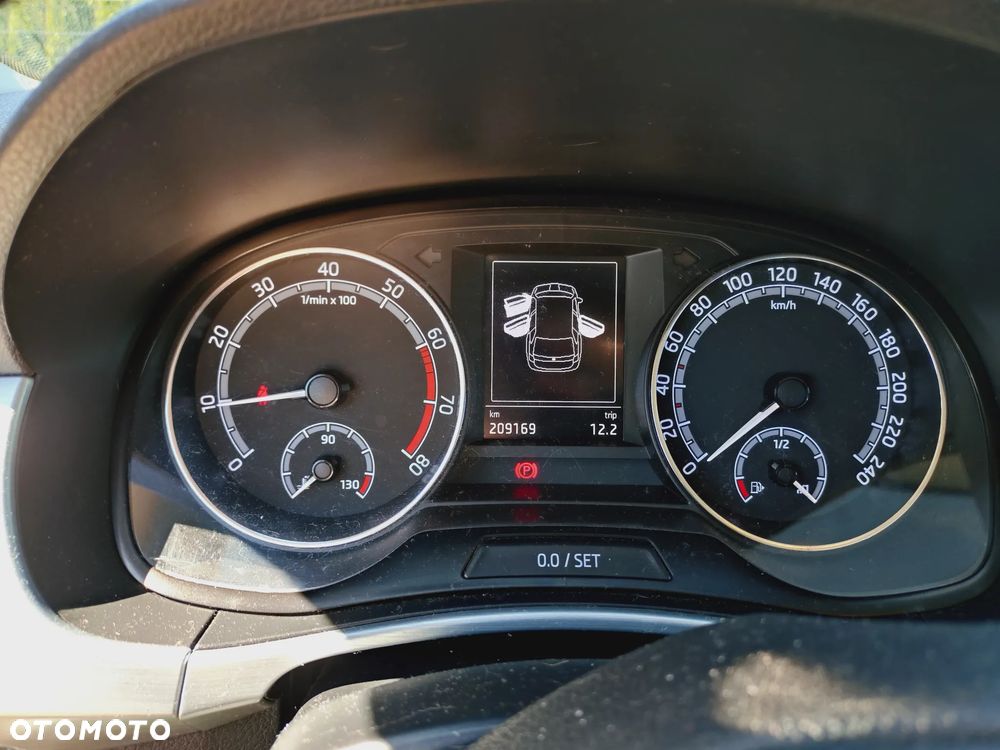 Skoda Fabia 1.0 Active - 14