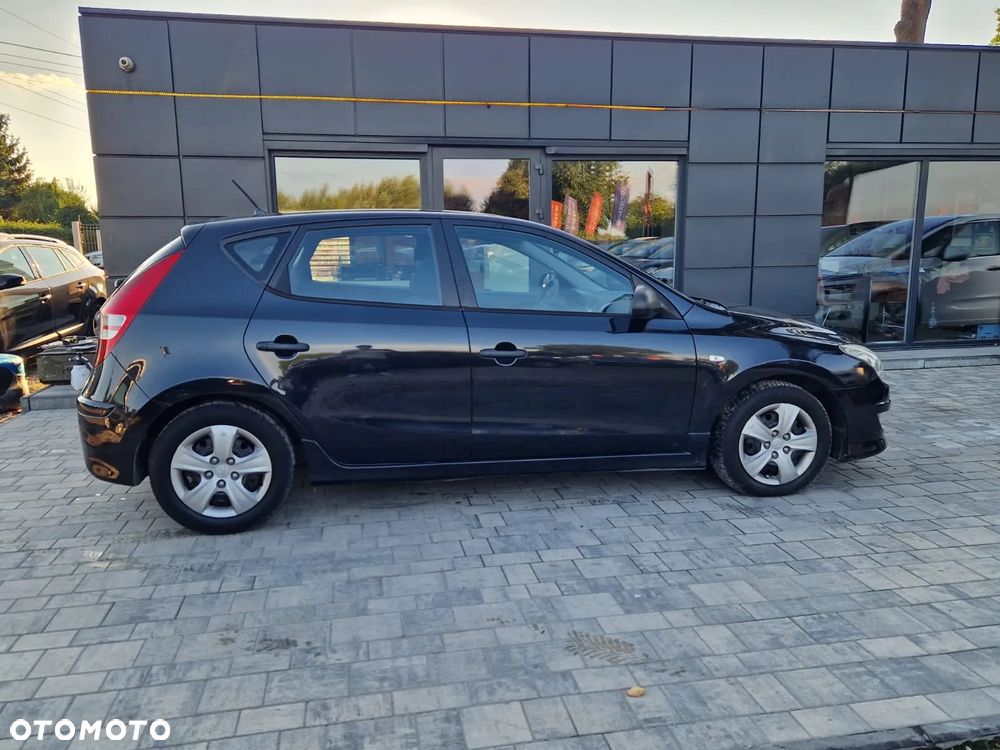 Hyundai i30 1.6 CRDI Classic - 6