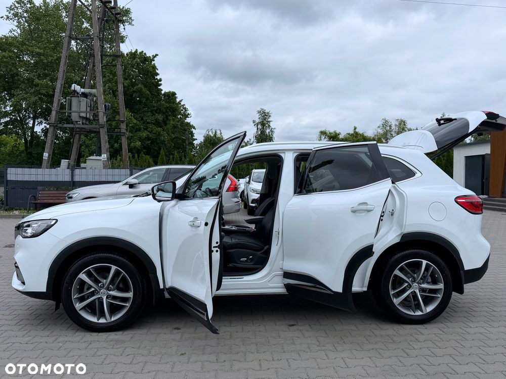 MG HS PHEV Luxury - 16