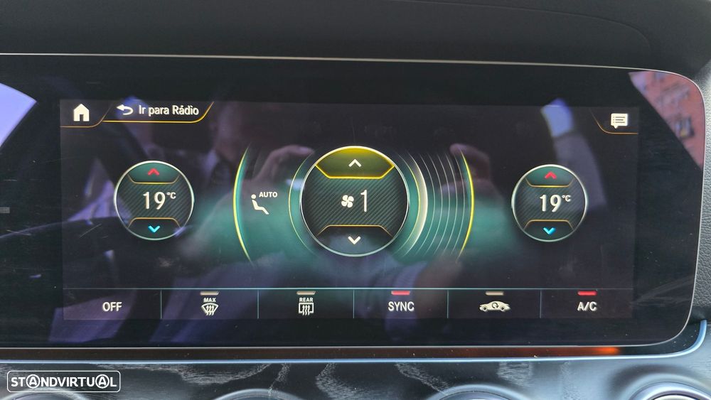 Mercedes-Benz E 220 d Exclusive Line - 40