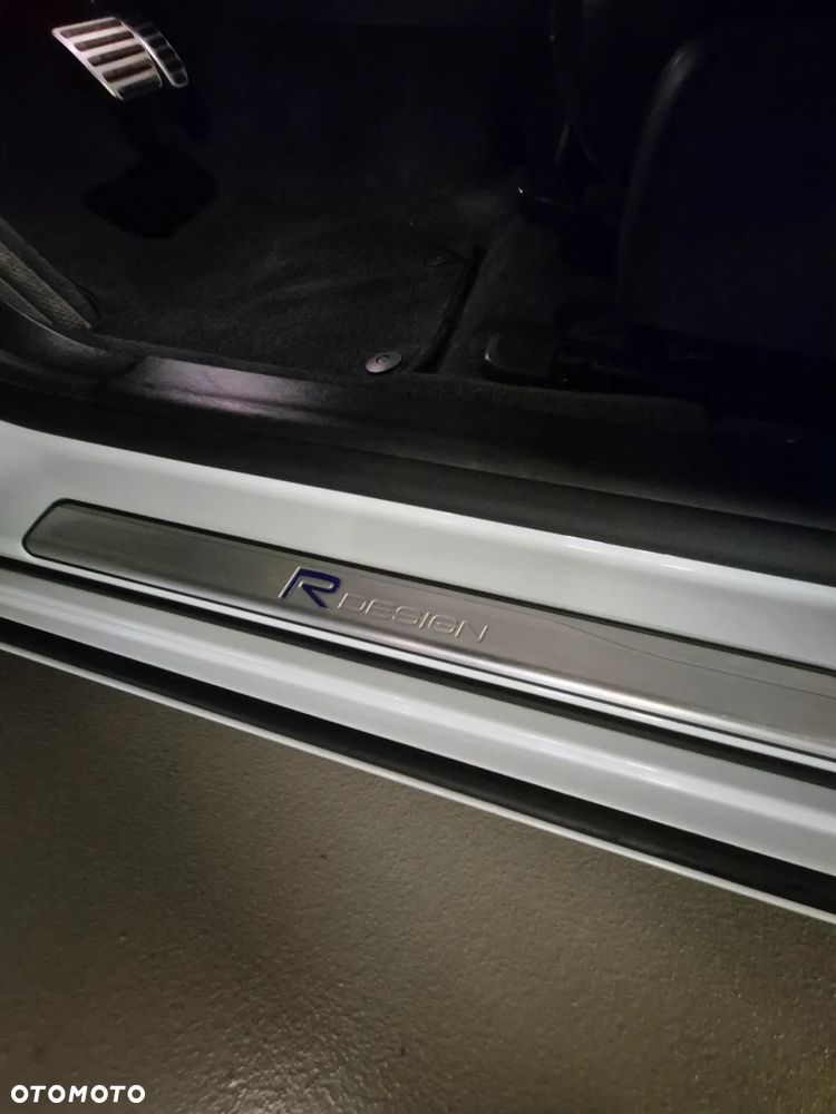 Volvo V60 D4 Drive-E R-Design Momentum - 26