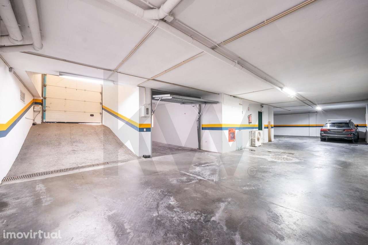 Garagem na Quinta da Lomba, Coimbra - Grande imagem: 2/21