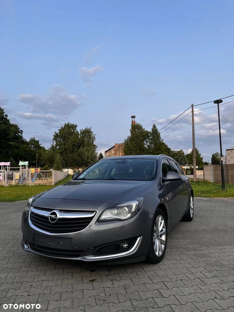Opel Insignia ver-sports-tourer-1-6-diesel-automatik-ultimate-120-jahre - 4