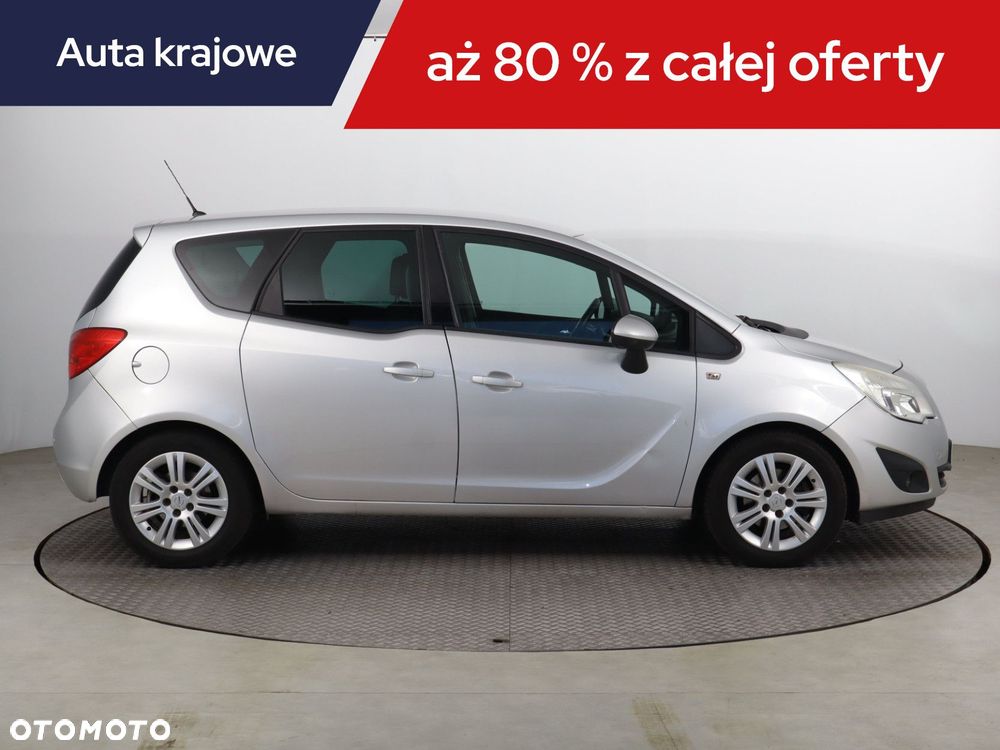 Opel Meriva - 8