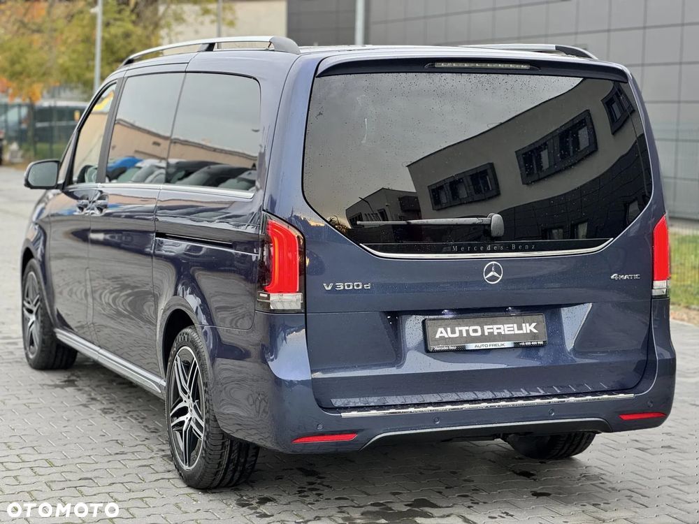 Mercedes-Benz Klasa V - 5