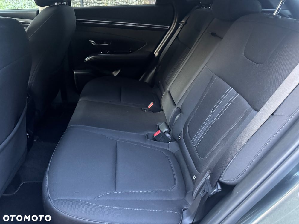 Hyundai Tucson 1.6 T-GDi HEV Executive 2WD - 16