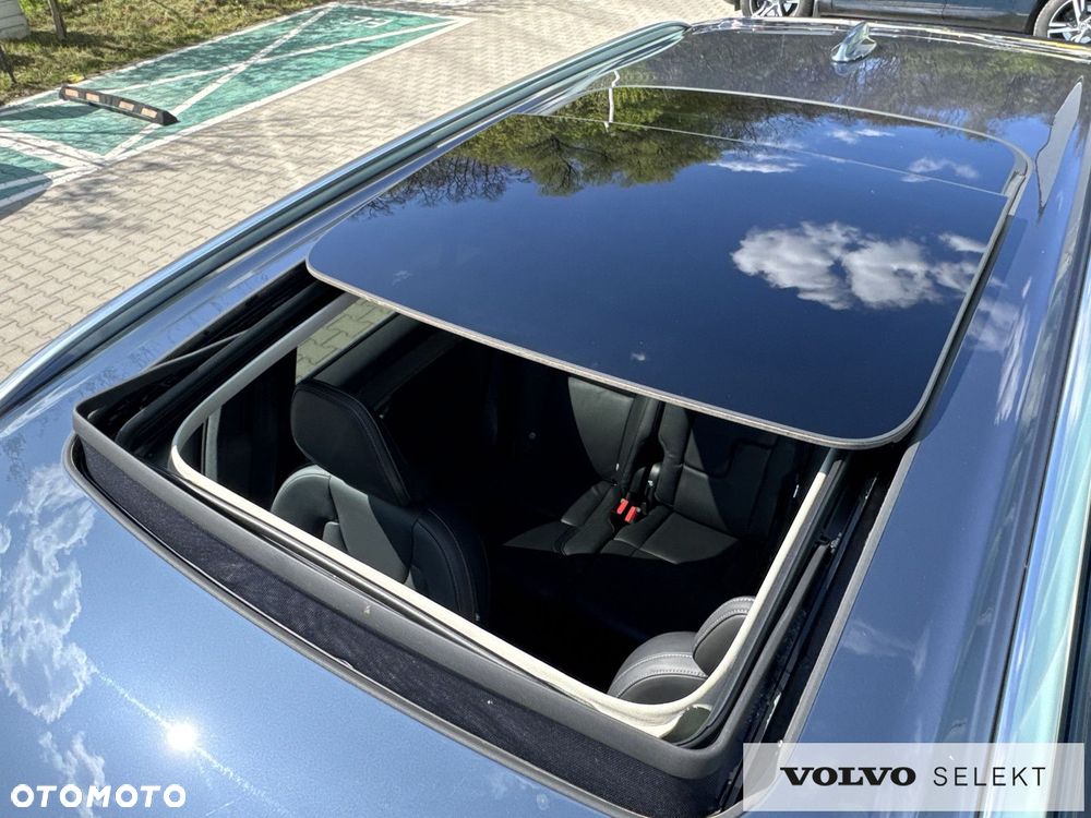 Volvo XC 90 - 23