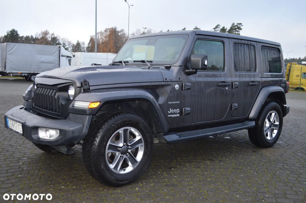 Jeep Wrangler Unlimited GME 2.0 Turbo Sahara - 3