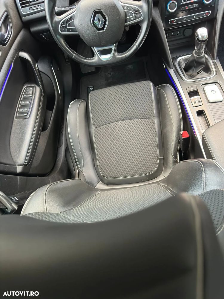 Renault Megane ENERGY dCi 130 BOSE EDITION - 20