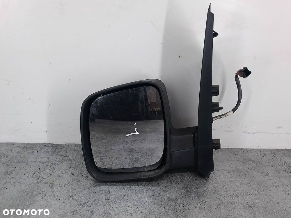 LUSTERKO LEWE PEUGEOT BIPPER 735460571 EWP - 8