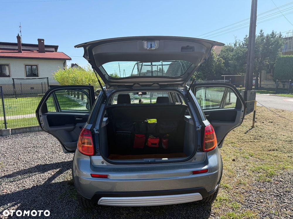 Suzuki SX4 1.6 VVT 4x4 Comfort - 8