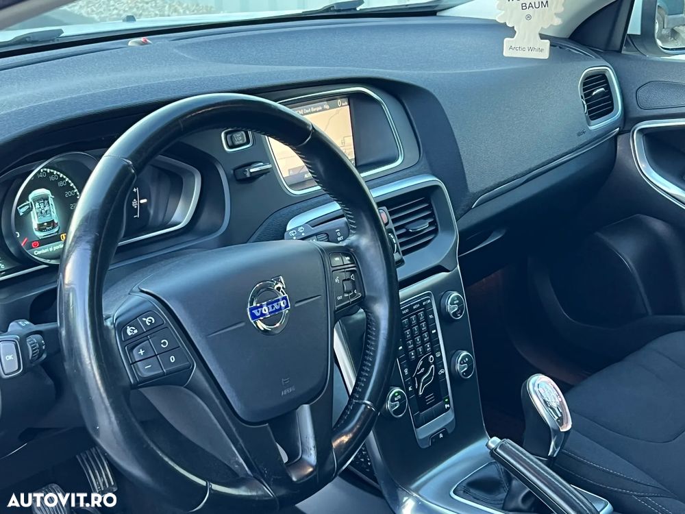 Volvo V40 D2 - 7