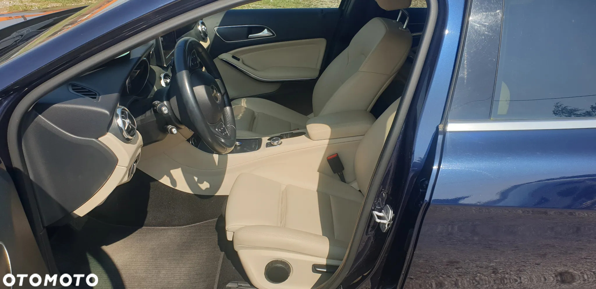 Mercedes-Benz GLA 180 7G-DCT Style - 10
