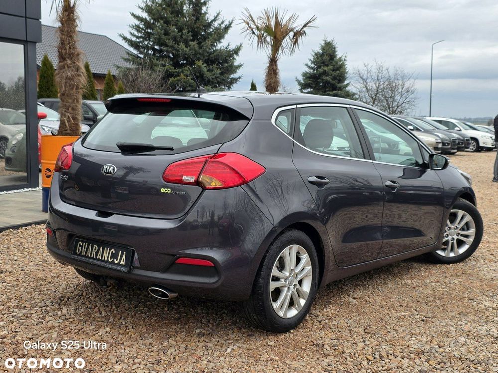 Kia Ceed - 25